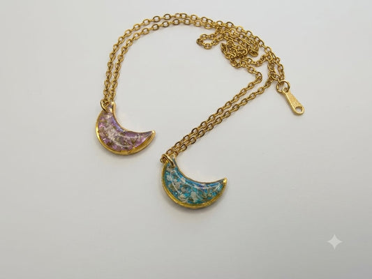 Real Flowers Moon Necklace – Queen Anne's Lace | Hope & Love