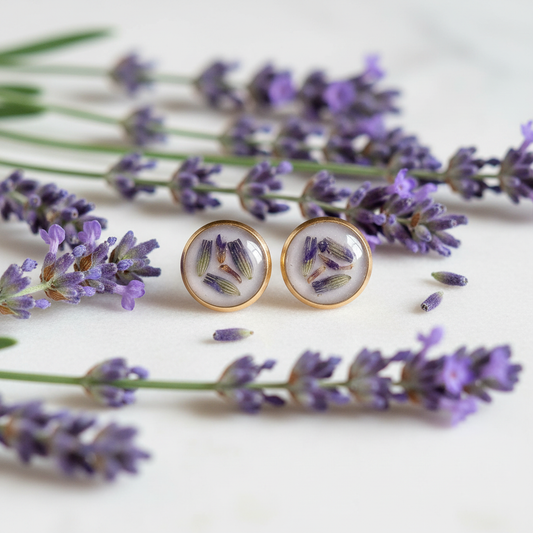 Pendientes botánicos sobre lavanda